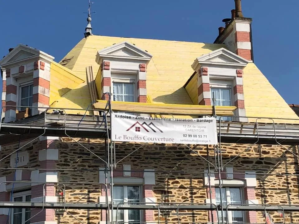 renovation toiture peillac